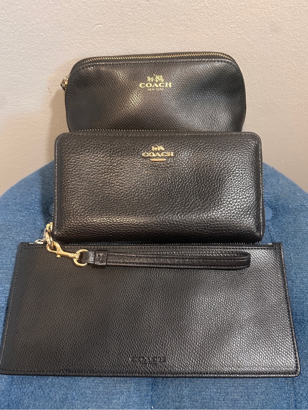 3 piece Coach Black Pebbled Leather Zip Pouch wallet with Gold Logo
